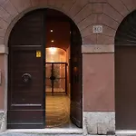 Navona Suite - Split Level with Jacuzzi