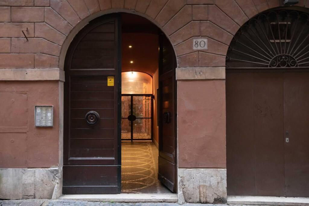 Unforgettable Split Level Jacuzzi Navona - Collection Appartement Rome